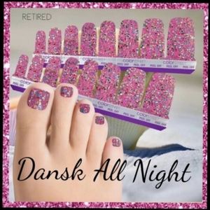 Color Street Dansk All Night (Pedicure)